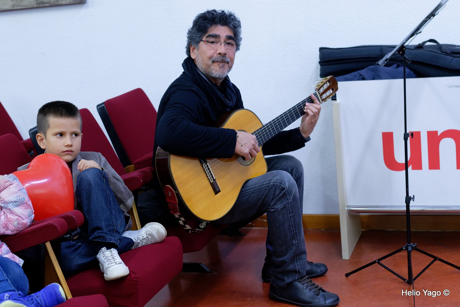 Rafael Correa en Valencia (Sede de UGT)